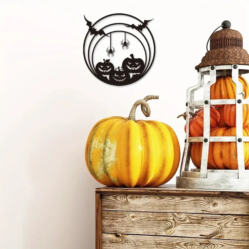 ハロウィーンの金属製壁飾り。カボチャ、コウモリ、蜘蛛の巣のデ - Spider Web Halloween Decoration のレビューと価格