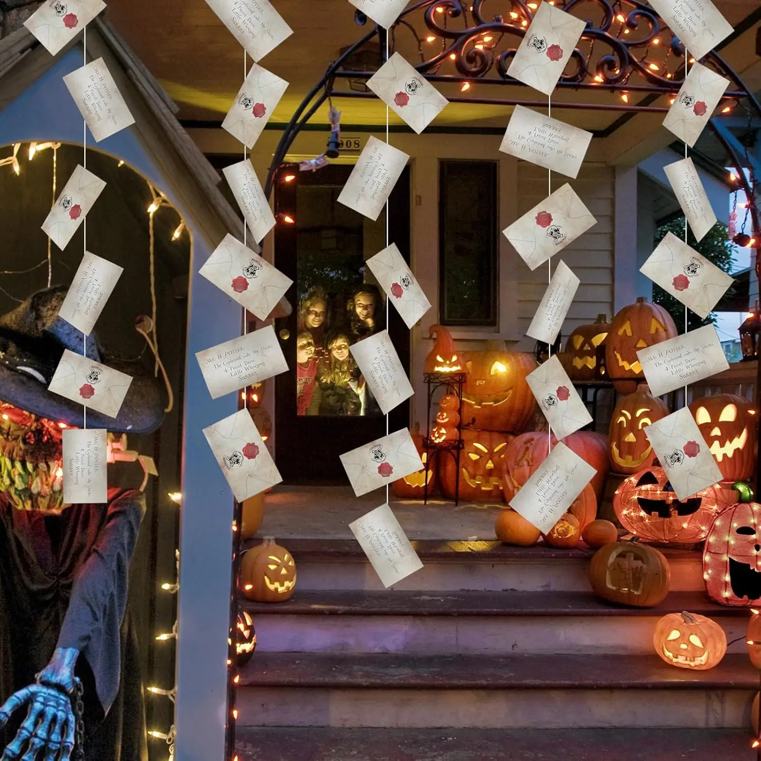 フローティングマジックウィザード受入レターバナー、ハロウィー - Halloween Party Supplies のレビューと価格